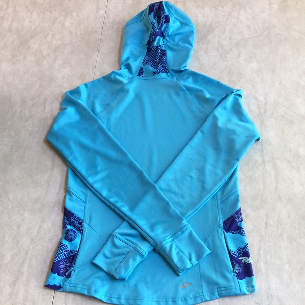 Woman’s Brooks Activity Running Pullover Hoodie J… - image 5